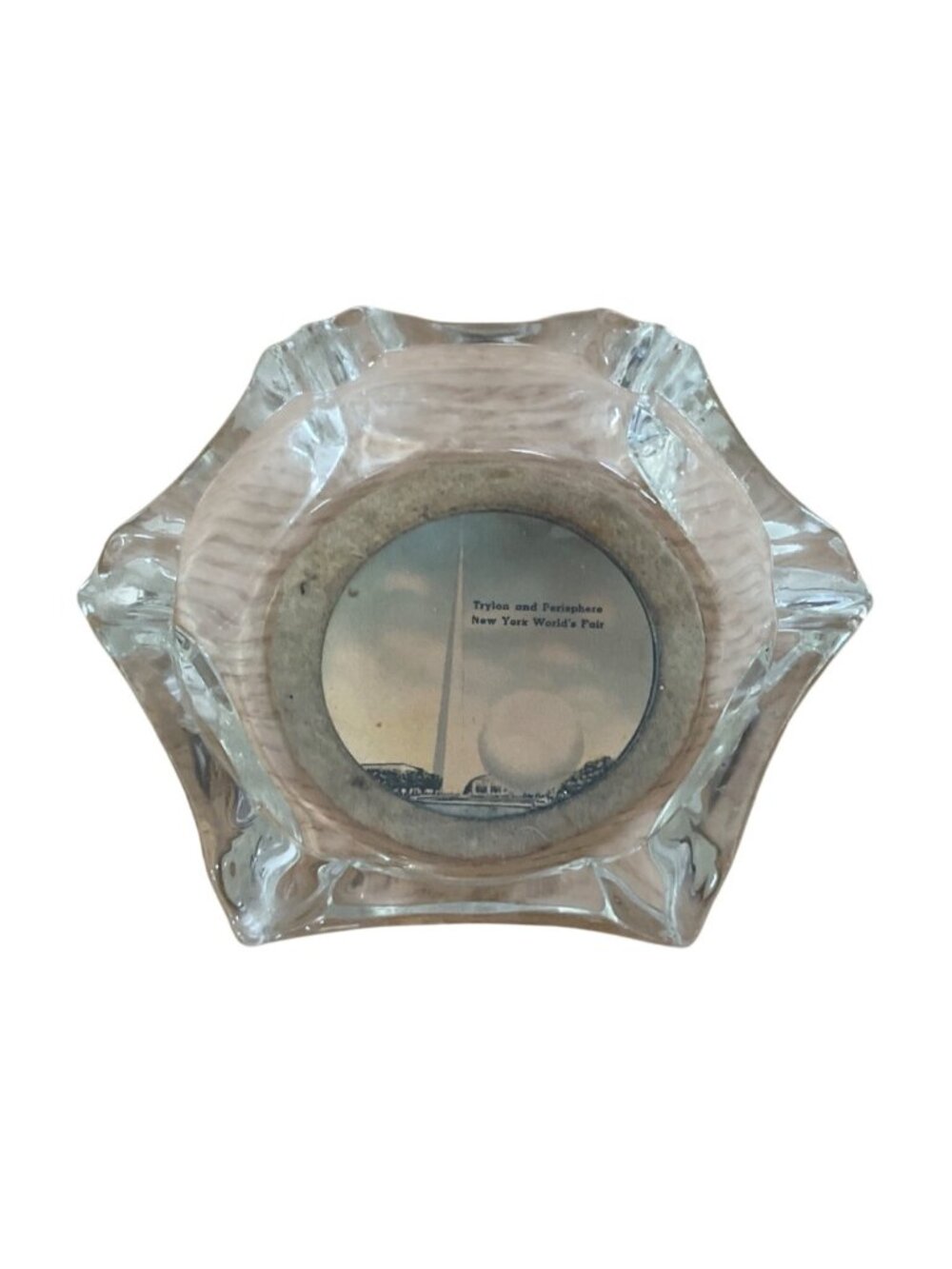 Vtg 1939 New York Worlds Fair Glass Ashtray Trylon and Perisphere Design 4.5 in